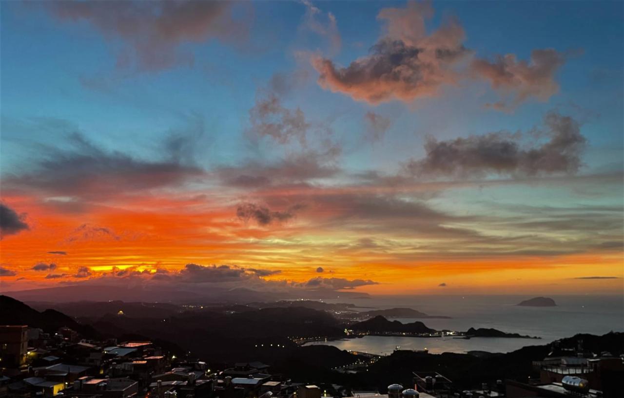 ตอซุน บีแอนด์บี Bed & Breakfast จิ่วเฟิ่น ภายนอก รูปภาพ